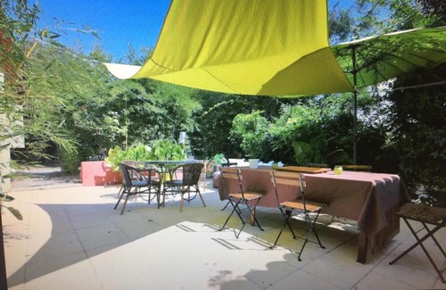 Tornac Bed & Breakfast | Les Garrigues Bleues