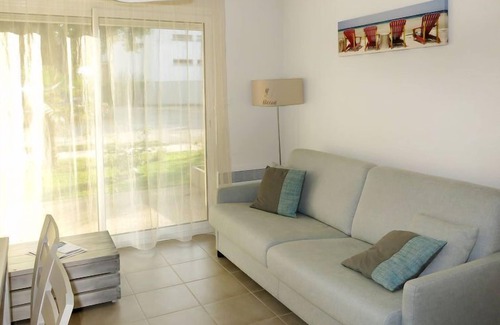 Benodet Apartment | Les Jardins d'Arvor by Interhome