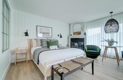 Sainte-Agathe-des-Monts House | Les Lofts du Lac des Sables 4
