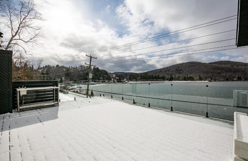 Sainte-Agathe-des-Monts Apartment | Les Lofts du Lac des Sables 3 by KASANIA
