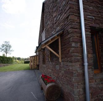 Chodes House | Les Loneux 27 pers, Malmedy - vue incroyable - wellness, billard, Home cinema