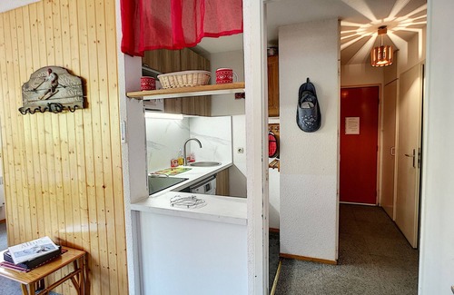 Les Bruyeres Apartment | Les Menuires 3 rooms, 6 pers, ski-in ski-out, pets allowed