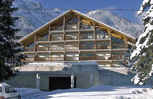 Chamonix City Centre Apartment | Les Pècles