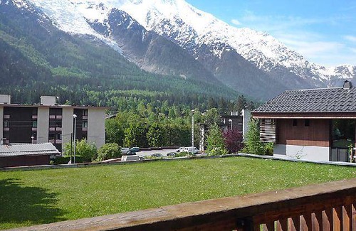 Chamonix City Centre Apartment | Les Pècles