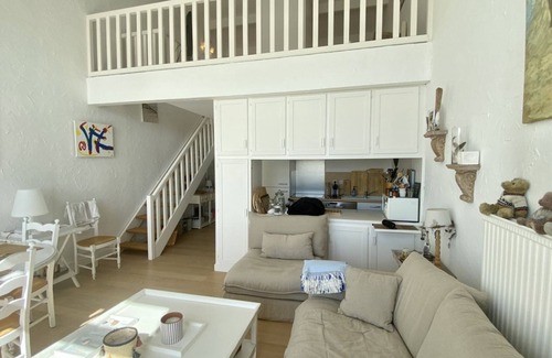 Le Crotoy Apartment | Les Pieds dans l'Eau, bay view for 6 people