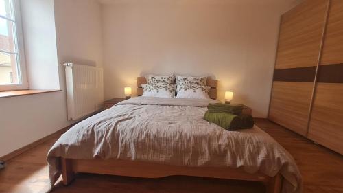 Oelleville House | Les Pierres du Bonheur Meublé Tourisme 3 étoiles