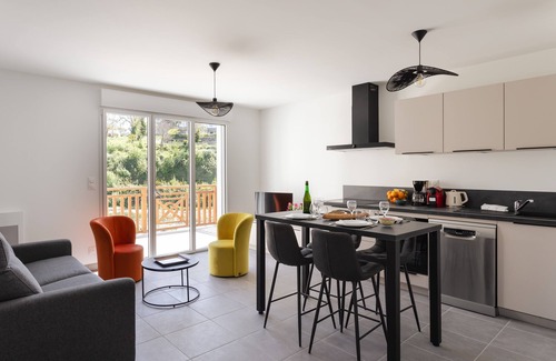 Sables-d'Or-les-Pins Apartment | Les pins #201 - Appt à moins d'un km de la plage