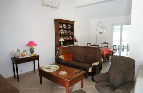 Sainte-Maxime Villa | Les Pins Ensoleillés