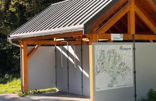 Valbonnais House | Les Rives Du Lac Valbonnais