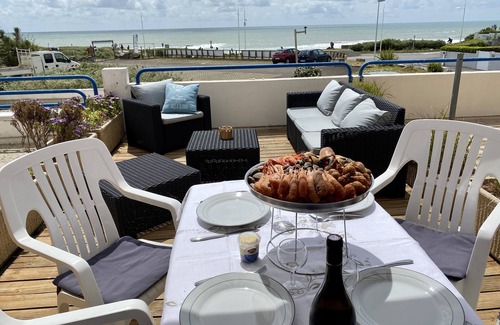 Chateau-d'Olonne Apartment | LES SABLES D'OLONNES APARTMENT 4 people with terrace and real sea view