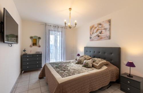 Les Angles Ski Chalet | Les Terrasses Sur Les Angles - Vue Montagne
