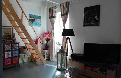 Premian House | Les volets bleus