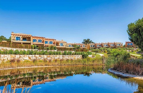 Carvoeiro Villa | Less than 2km to beach, with countryside setting