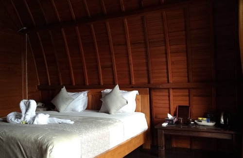 Penida Island Cottage | Let's Get Cozy Inside the Woody