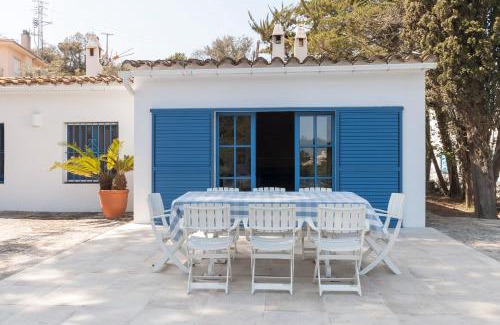 Tossa de Mar House | Let's Holidays 7 Xemeneies house