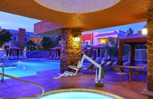 Las Vegas Resort | Let the party begin!