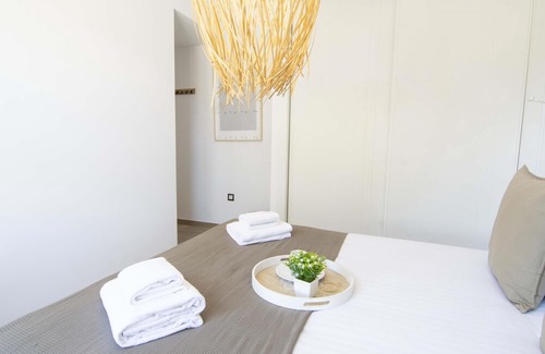 Cruz de Humilladero Apartment | Letmalaga Carlos Haya 6