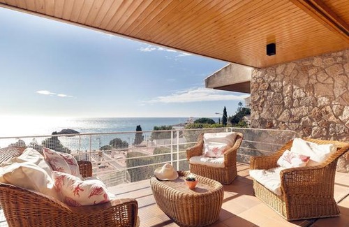 Tossa de Mar House | Lets Holidays Sailor House with Sea Views