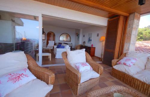 Tossa de Mar House | Lets Holidays Sailor House with Sea Views
