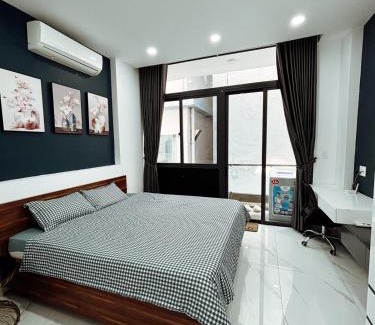 District 3 Apartment | LetuB02 Large Bathtub Business Couple Suite Family Travel Area 1 Adjacent
