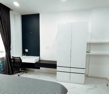 District 3 Apartment | LetuB02 Large Bathtub Business Couple Suite Family Travel Area 1 Adjacent
