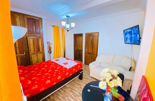 Douala Bed & Breakfast | LeussaGuestHouse C10
