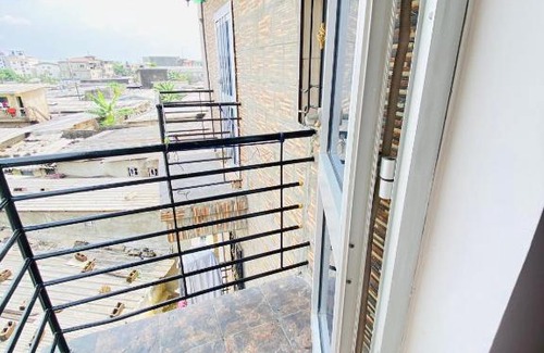 Douala Bed & Breakfast | LeussaGuestHouse C10