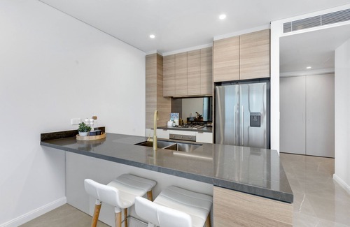 Surfers Paradise Apartment | Level 50 Beachfront, 2 Bedrooms in a new resort