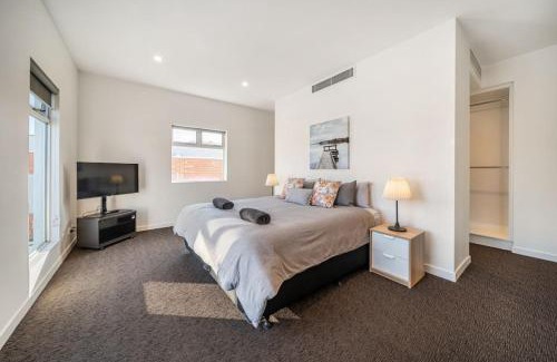 Henley Beach Apartment | Level Up Henley