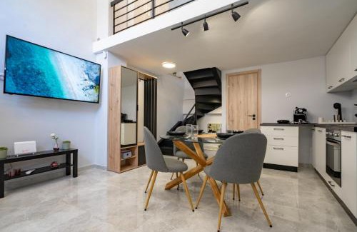 New Kypseli Apartment | LEX & LUX 3-Levels Maisonette