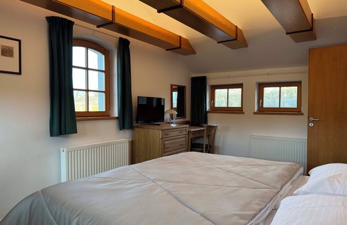 Cesky Krumlov Hotel | LH Hotel Mlýn Old Town
