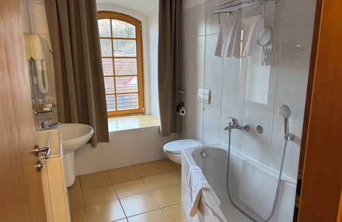 Cesky Krumlov Hotel | LH Hotel Mlýn Old Town