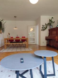 Troisdorf House | li's guestrooms