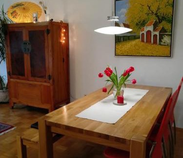 Troisdorf House | li's guestrooms