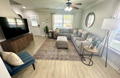 Lynchburg House | Liberty | Airport Haven: 3BR/3BA near Downtown!