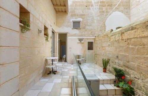 Lecce House | Liberty Barocco