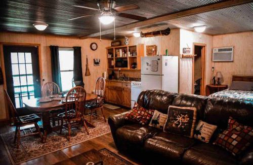 Norman House | Liberty Cabin on Collier Creek