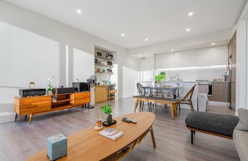Lidcombe Apartment | Lidcombe 2Br Apt Near Olympic Park Train Shopping Center