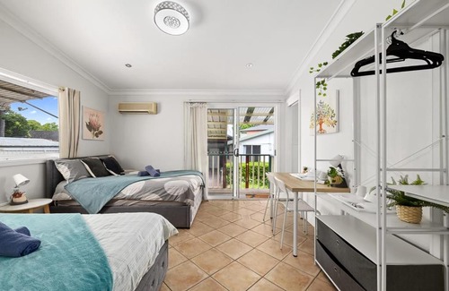 Lidcombe House | Lidcombe Boutique Guest House near Berala Station7