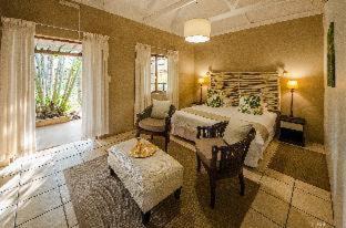 St. Lucia Cabin | Lidiko Lodge