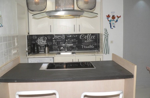 Liege Apartment | Liège center, saint Lambert, apartment for 2, 5 minutes from st Lambert station