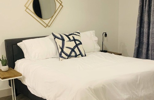Midland Apartment | Life is easier when it’s comfortable