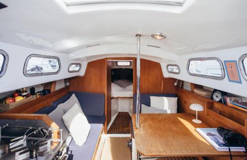 Cascais Boat Rental | Life On Board in a Vintage Sailboat