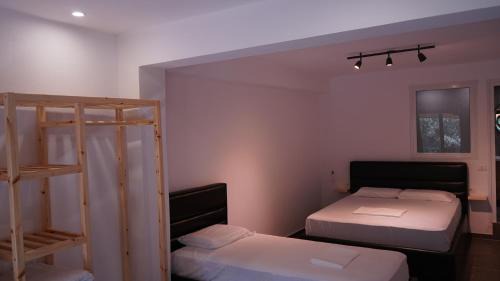 Himare Apartment | Life on Green