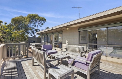 Surf Coast House | Lift Your Spirits Sum