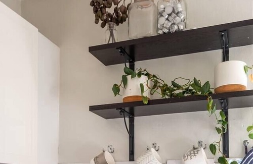Randwick Apartment | Light and Bright Seaside Stay in Tree lined Randwick