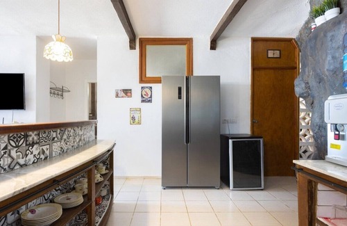 La Matanza de Acentejo House | Lightbooking Window to the sea Tenerife