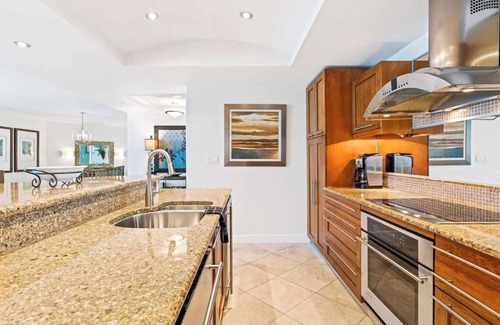 Maho Condo | Lighthouse 3C in Oyster Bay by Personal Villas - Ideal for Couples and Families