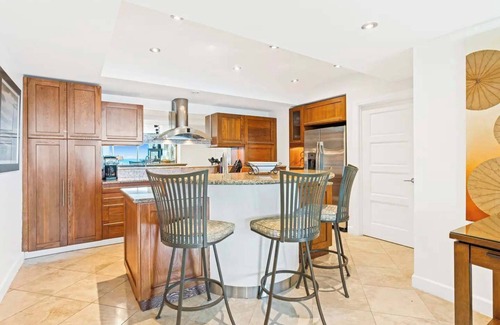 Maho Condo | Lighthouse 3C in Oyster Bay by Personal Villas - Ideal for Couples and Families