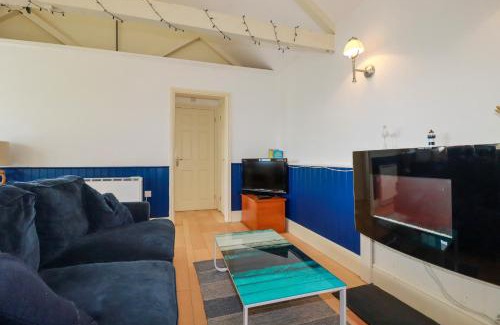 Truro House | Lighthouse Cottage